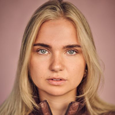 Sophie Cox headshot